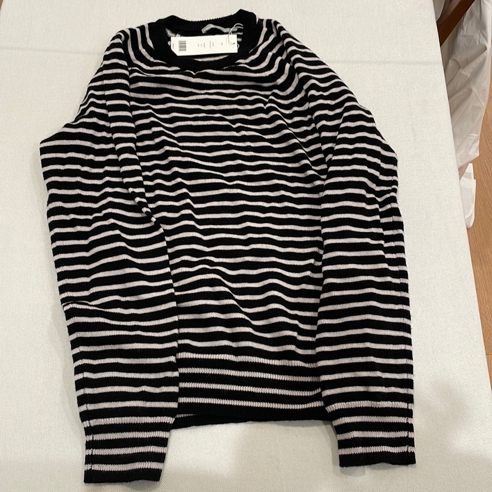 Brand New Never Worn - Mens Vince Black and White striped sweater.  Size L